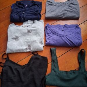 Assorted Tops Collection Size Large